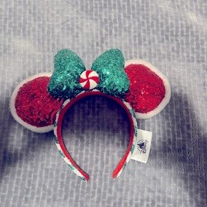 Disney Parks Christmas Minnie Ears